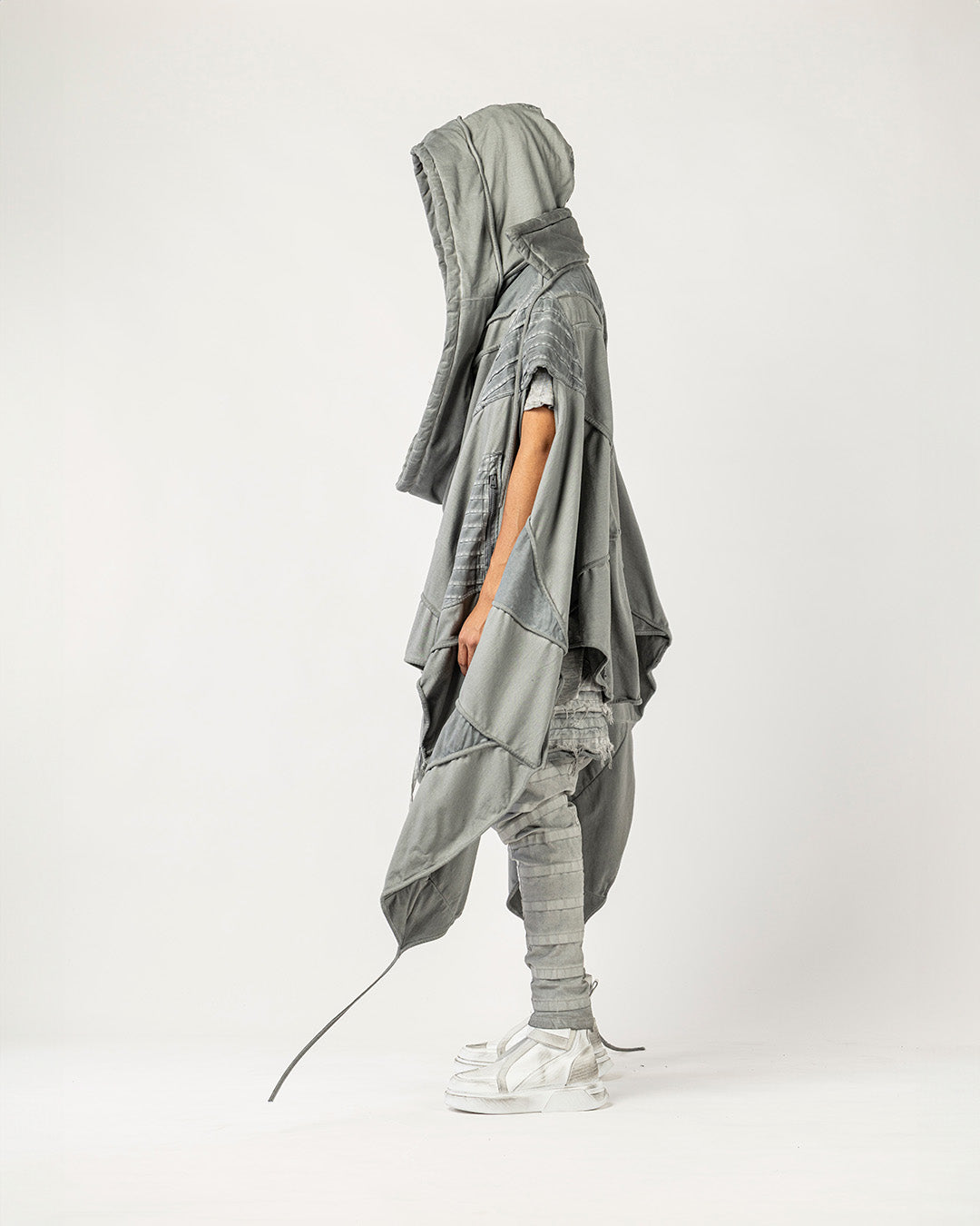 Heavily Ribbed Sleeveless Men's Cardigan