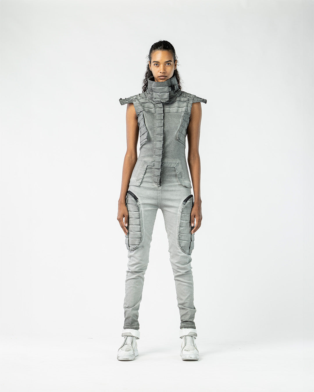 Sleeveless Women's Jumpsuit with Large Pockets