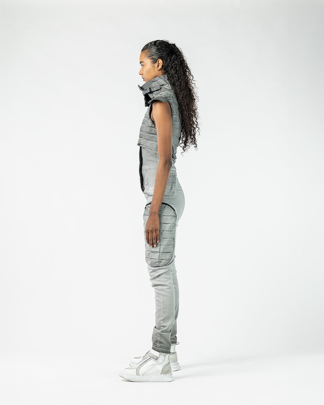 Sleeveless Women's Jumpsuit with Large Pockets