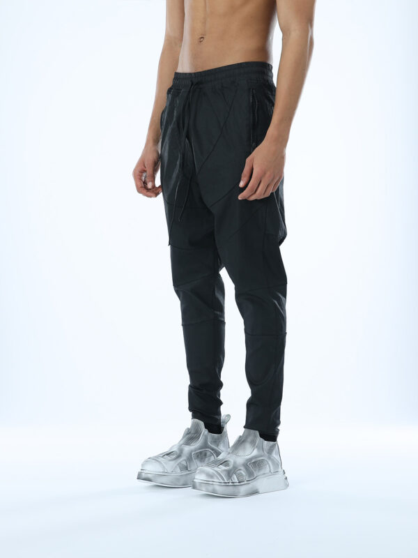 MULTI-PIECE MEN'S PANTS WITH ZIPPER POCKETS