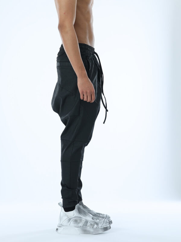 MULTI-PIECE MEN'S PANTS WITH ZIPPER POCKETS