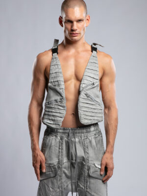 23Y-08 005-Grey vest