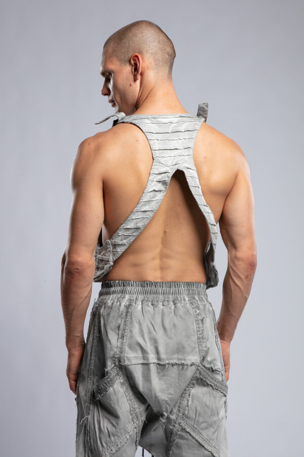 23Y-08 005-Grey vest